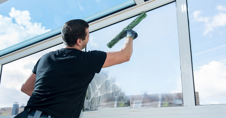 windowcleaningservices main orig 912x480 - Top Features of Window Cleaning Perth